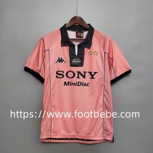 Maillot de foot vintage Juventus 1997 1998 exterieur rose