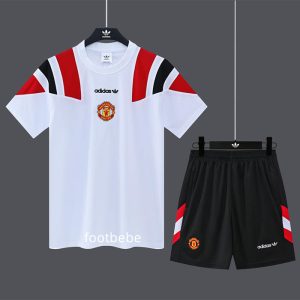 Ensemble Manchester United 2026 2027 Blanc